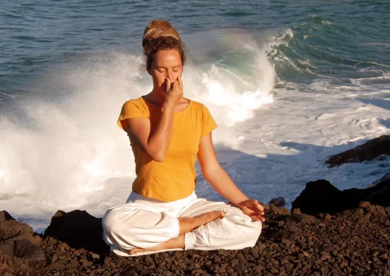 Aprende pranayama en tu retiro de yoga en La Palma Islas Canarias