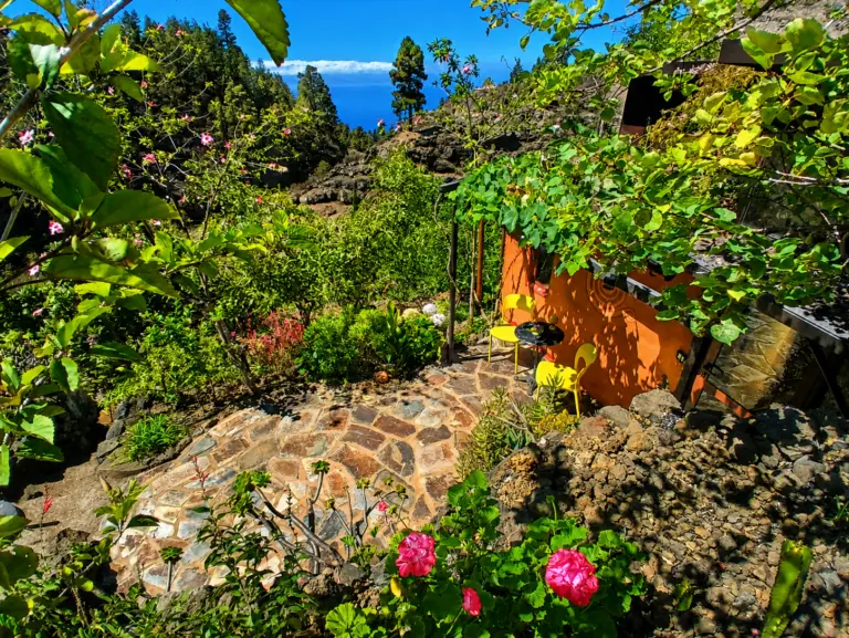 Entspanne auf Deiner Veranda mit Meerblick während Deines Detox-, Wellness- oder Yoga-Retreats auf La Palma, Kanaren