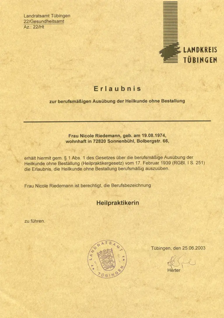 Certificate awarded to Yamuna, whose real name is Nicole Riedemann, as a state-registered alternative practitioner. Her many years of experience form an important foundation for Vidyamor’s personalised retreat programme on La Palma.
